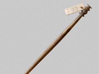 Aeg V 11  Aeg V 11, Römisch, Haarnadel, Knochen, L 7,9 cm, Dm 0,4 cm : Bestandskatalog Ägypten, Museumsfoto: Claus Cordes